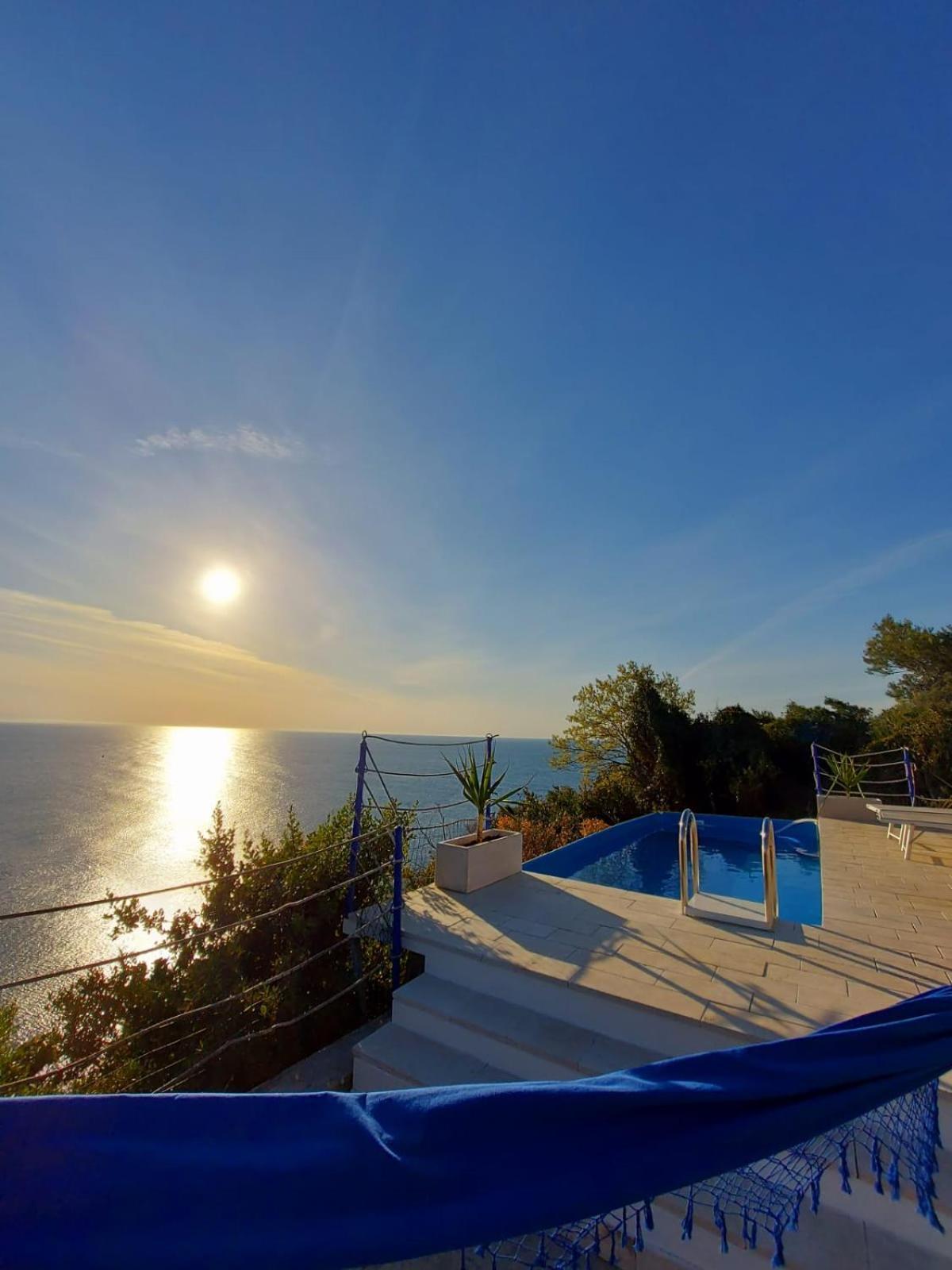 Ville Girasoli "Villa Nella Baia" With Private Swimming Pool Tricase Exterior photo